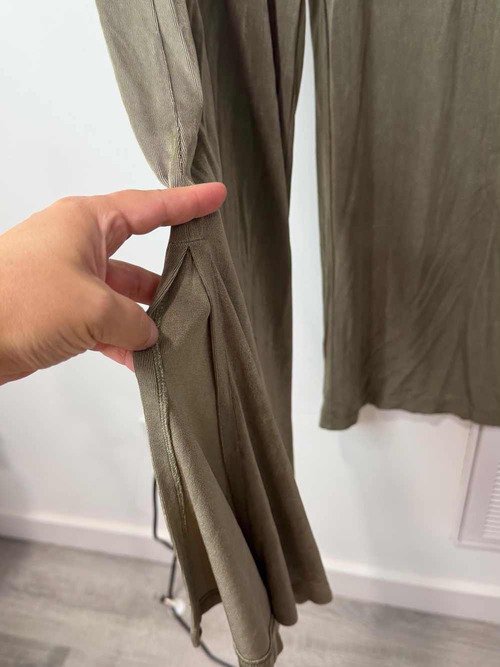 Chico's Olive Wide-Leg Split-Side Pants - Picture 4 of 6